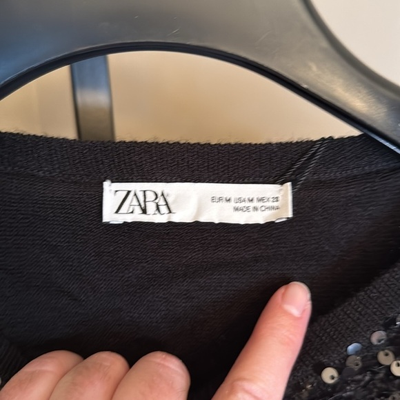 Rare and hard to find ZARA LIMITED EDITION SEQUIN CAPE / WOOL KNIT PONCHO BLACK - Picture 12 of 17